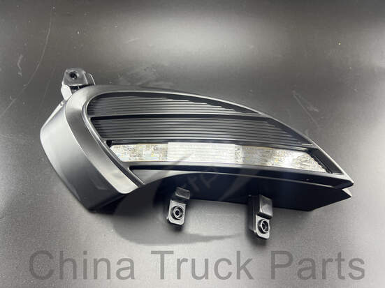 Комплект ходовых огней на JAC Sunray 4114100R0070  R/L